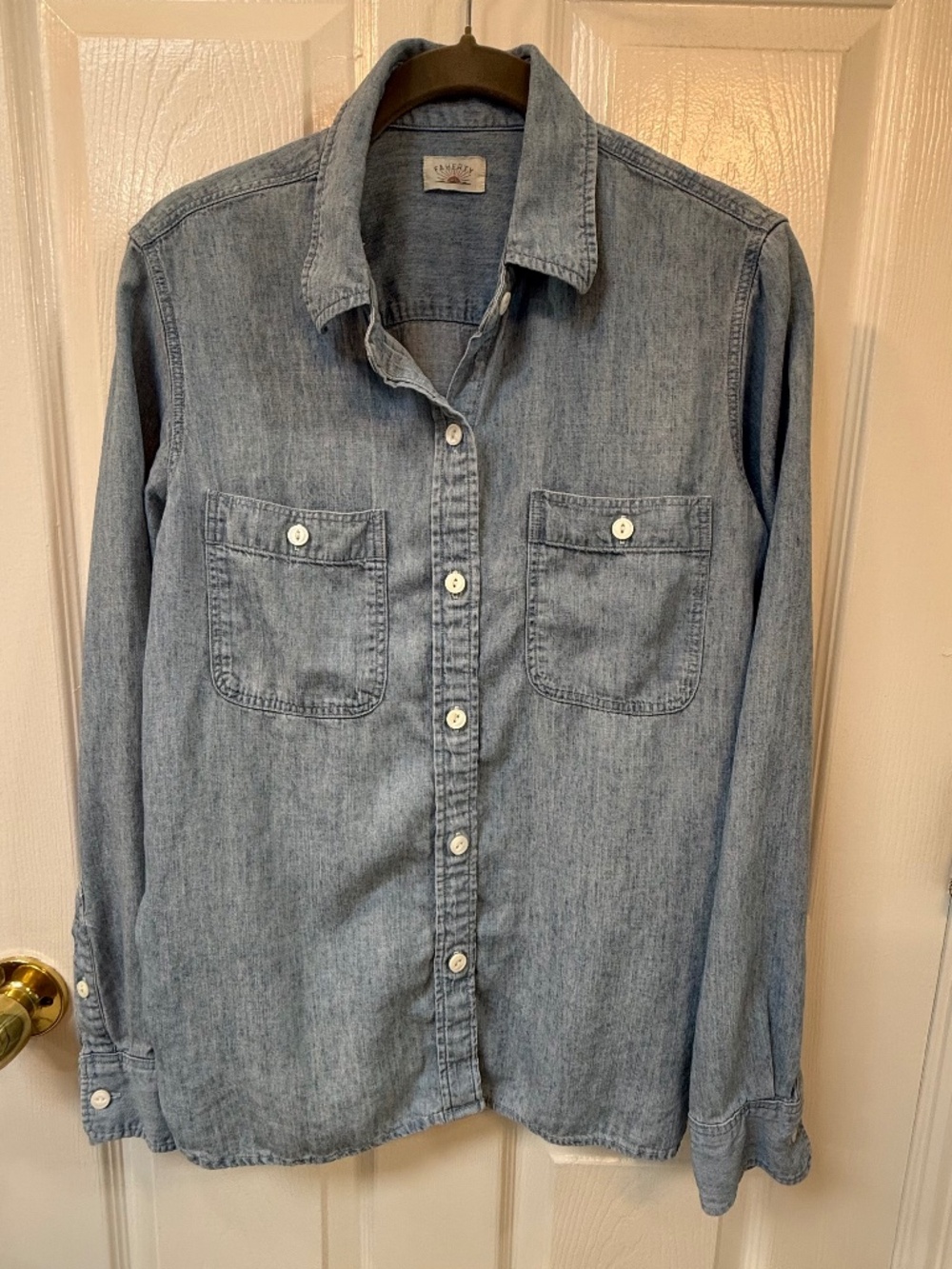 Faherty Tencel Chambray Button Down Shirt Blue  Small oversized